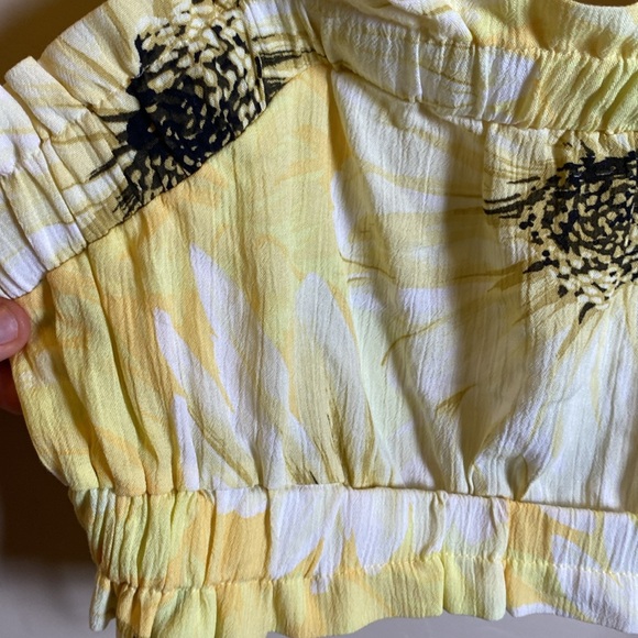 NWT H&M LARGE sunflower Yellow Crop - Picture 6 of 6